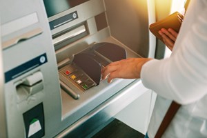 Υποχρεωτικό από 1η Νοεμβρίου το IRIS για τις επιχειρήσεις