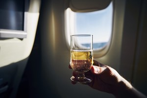 Γιατί πρέπει να βάζεις το κινητό σου σε λειτουργία πτήσης στο αεροπλάνο