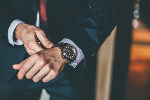 Ο σωστός τρόπος για να καθαρίζεις το ρολόι σου