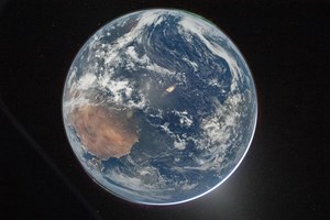 Ανακαλύφθηκε γαλαξίας χωρίς περιστροφή – Το James Webb φέρνει νέα δεδομένα για το σύμπαν