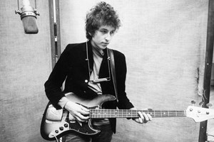 Όταν ο Bob Dylan έκανε την πρώτη του μεγάλη συναυλία στη Νέα Υόρκη