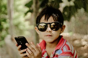 Στην Ελλάδα οι AI συσκευές T Phone 3 και Τ Tablet 2 από την COSMOTE TELEKOM
