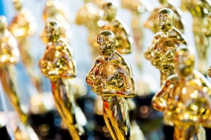 Ένα amber alert για τις γραβάτες στα Oscars 2024
