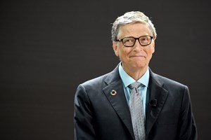 Σε άλλα νέα, ο Bill Gates προσπαθούσε να μην κοιμάται γιατί το θεωρούσε "τεμπελιά"