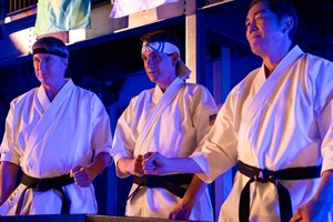 Jackie Chan και Ralph Macchio ενώνουν τις δυνάμεις τους στο νέο trailer του Karate Kid: Legends