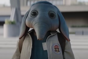 Πώς θα απολαύσεις το Star Wars: Skeleton Crew με τον Jude Law από τον καναπέ σου