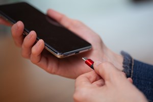 Πώς να συνδεθείς σε Wi-Fi χωρίς τον κωδικό πρόσβασης