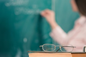 Γυναίκα μήνυσε τον άντρα της γιατί δεν έκανε μπάνιο