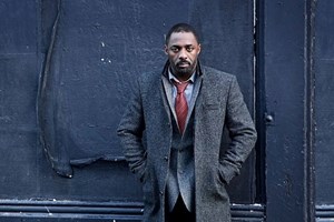 Πώς καταφέρνει ο Idris Elba να μένει τόσο fit στα 52