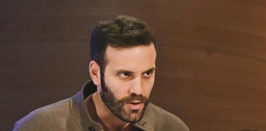 Στο αυτόφωρο αναζητείται ο Νίκος Παππάς μετά από καταγγελία για επίθεση σε δημοσιογράφο