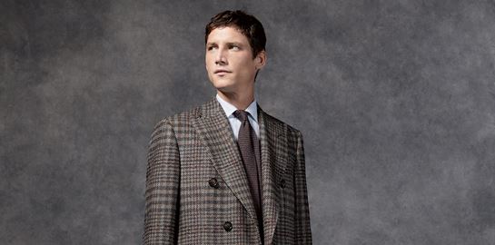 9 γραβάτες που δίνουν χρώμα σε κάθε μουντό χειμωνιάτικο σύνολο