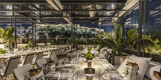 Τα Tasty Awards 2024 στρώνουν τραπέζι με το Esquire