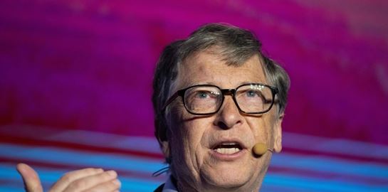 Ο άγνωστος πόλεμος μεταξύ Elon Musk και Bill Gates