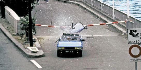 Remi Julienne, o κασκαντέρ που διαφήμιζε Fiat με αληθινά stunts