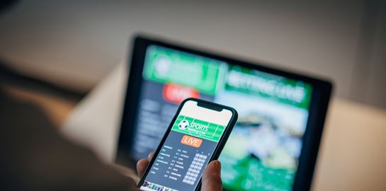 O κορονοϊός ενίσχυσε το διαδικτυακό τζόγο