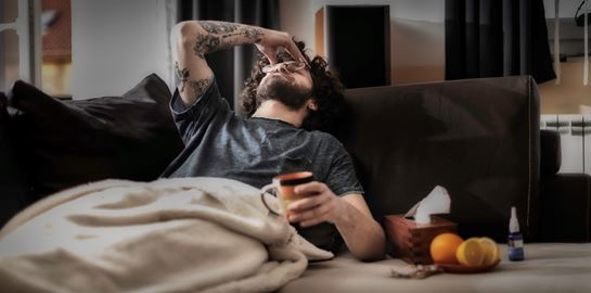 Η long Covid-19 επηρεάζει μνήμη και συγκέντρωση, βρετανική έρευνα αποκαλύπτει