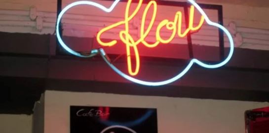 Φλου, τίτλοι τέλους για το θρυλικό μπαρ της Θεσσαλονίκης