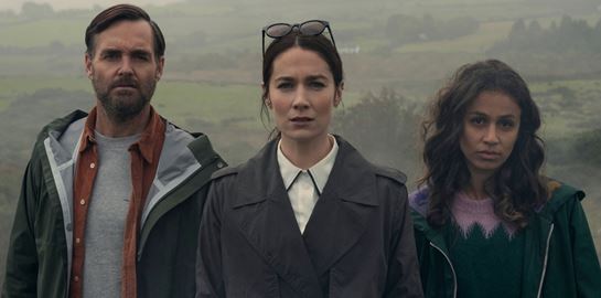 3 ωραίες, &#39;σκοτεινές&#39; σειρές για να δεις μετά τον &#39;Αδάμαστο&#39; του Netflix