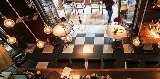 Κάτι τρέχει με την Αμύντα στο Παγκράτι