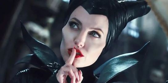 Ποια ηθοποιός είπε ότι η Angelina Jolie είναι βαμπίρ 900 ετών