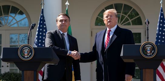 Ο Jair Bolsonaro αμφισβητεί το εκλογικό αποτέλεσμα των αμερικανικών εκλογών