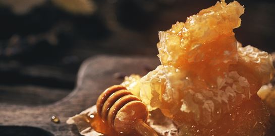 Η δυνάμη της μέλισσας για πρώτη φορά σε μία φυσική κάψουλα