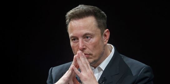 Οι διαφημίσεις στο Χ στέλνουν τον Elon Musk στα δικαστήρια