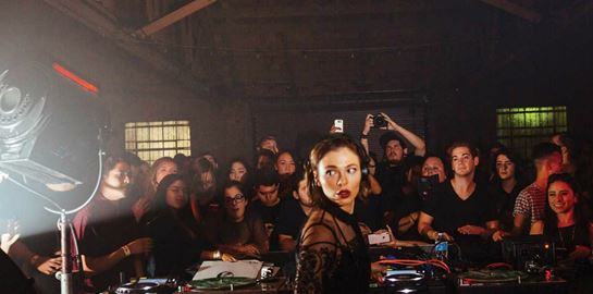 Aυτό το Σάββατο η techno Αθήνα θα χορεύει στο Techniques