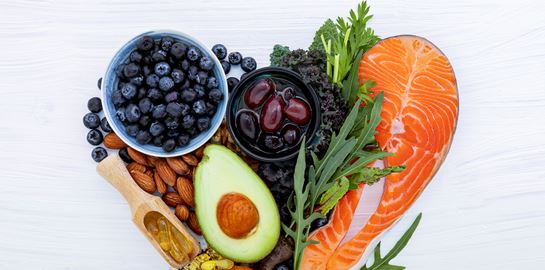 Όλα όσα πρέπει να γνωρίζεις για τα &#39;καλά&#39; και &#39;κακά&#39; λιπαρά