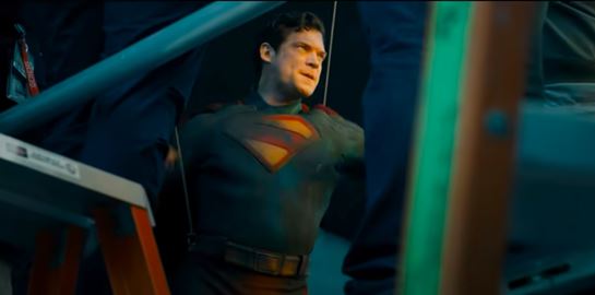 O Superman έγινε 87 ετών και η DC τον γιόρτασε με ένα βίντεο - έπος (video)