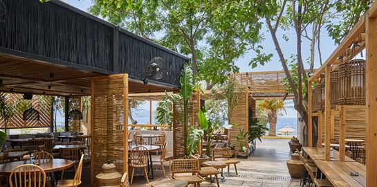 Στο Ego all-day exclusive bar είναι πάντα καλοκαίρι