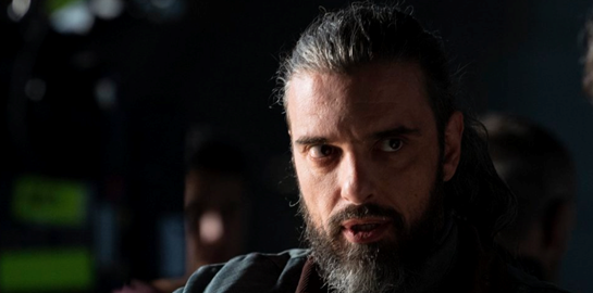 Ο Σωτήρης Τσαφούλιας συμβουλεύει τις κόρες του, το ίντερνετ χειροκροτεί