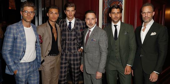 Το προφίλ και οι προτιμήσεις των αντρών που ψωνίζουν online