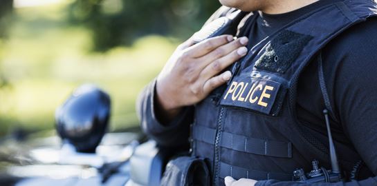 Επίθεση σε αστυνομικό μπροστά στο Ολύμπιον, στη Θεσσαλονίκη