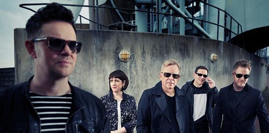 New Order: Pop μελωδίες, ηλεκτρονικά beats και η τρέλα του Madchester