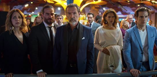 Το αληθινό πρόσωπο των καρτέλ στο &quot;Ποιος Σκότωσε Τη Σάρα&quot;