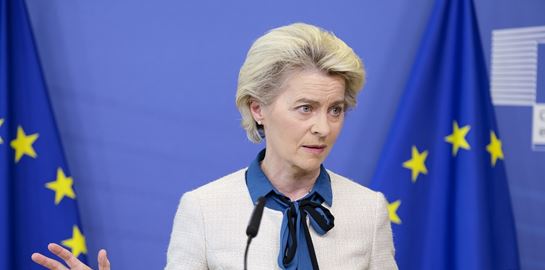 Η Ursula von der Leyen διαβεβαίωσε για την ευρωπαϊκή στήριξη στην Ουκρανία