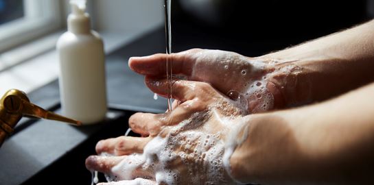 Η χρονική διάρκεια μεταδοτικότητας του SARS-CoV-2