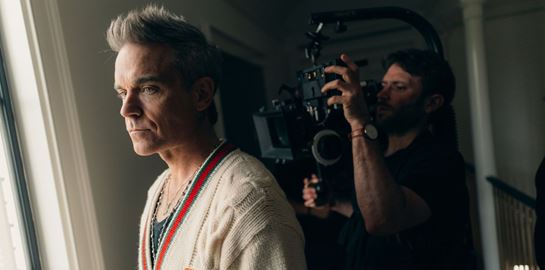 Η ιστορία της Gucci ζακέτας του Robbie Williams