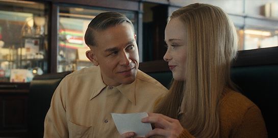 Η αληθινή ιστορία του Ed Gein μέσα από τη σειρά του Netflix-Τα ανατριχιαστικά πράγματα που έκανε στα θύματά του