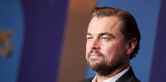 Leonardo DiCaprio: έγινε 50 και το γιόρτασε με το μισό Χόλιγουντ