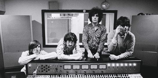 5 τραγούδια που αποδεικνύουν τη μουσική ιδιοφυία του Syd Barrett