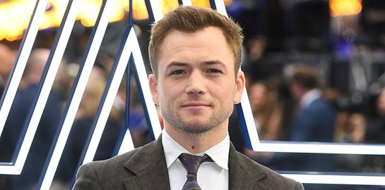 Καλοκαιρινό upgrade στο κλασικό κοστούμι