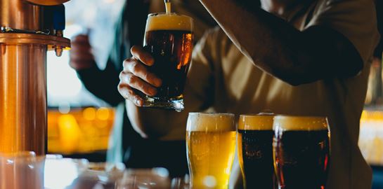 Η κλιματική αλλαγή απειλεί τώρα και την μπύρα