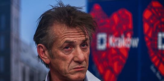 Sean Penn &amp; Volodymyr Zelensky έχουν μια αλλιώτικη σχέση