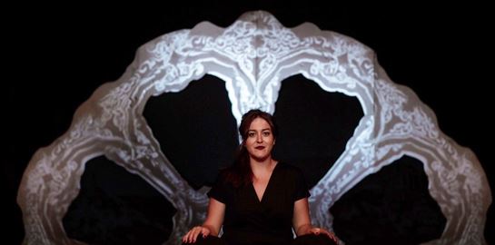 Η Κίρκη Καραλή θα παίζει με τον έρωτα μέχρι να περάσει η μπογιά του