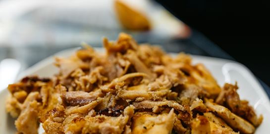 Ξέρουμε πού θα βρεις πιτσόγυρο και τυλιχτά-έπος