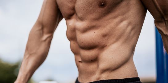 Αποκτώντας τους κοιλιακούς των ονείρων σου με 7λεπτη προπόνηση