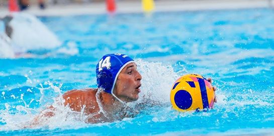 Η Εθνική πόλο, εκτός από τρόπαια σηκώνει και αυτοκίνητα, στην κυριολεξία