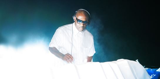 Ο Idris Elba και η Ηλιάνα Παπαγεωργίου διασκέδασαν στο exclusive Grey Goose party στην Ίμπιζα